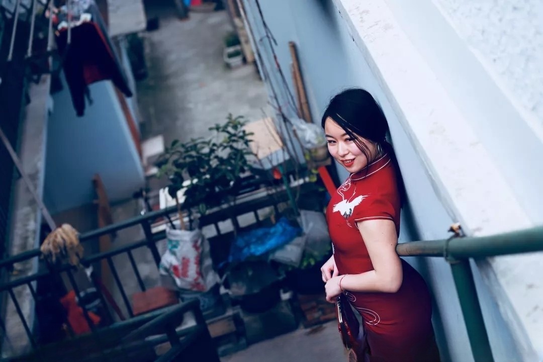 上海反差留学生依敏思/依鸣Yiming Curiosity福利合集202V/754P/19.66G